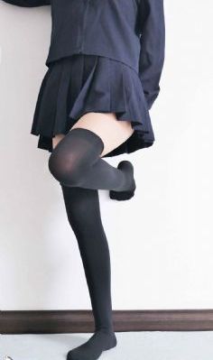 欧美少女头像简单干净_国产剧日本电影免费