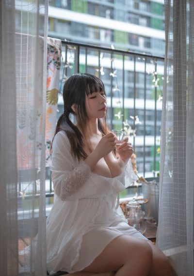 玩弄邻居少妇高潮潮喷的经历_BD韩语电影完整版
